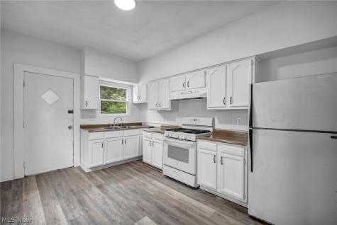 1380 E 93rd Street Cleveland OH 44106