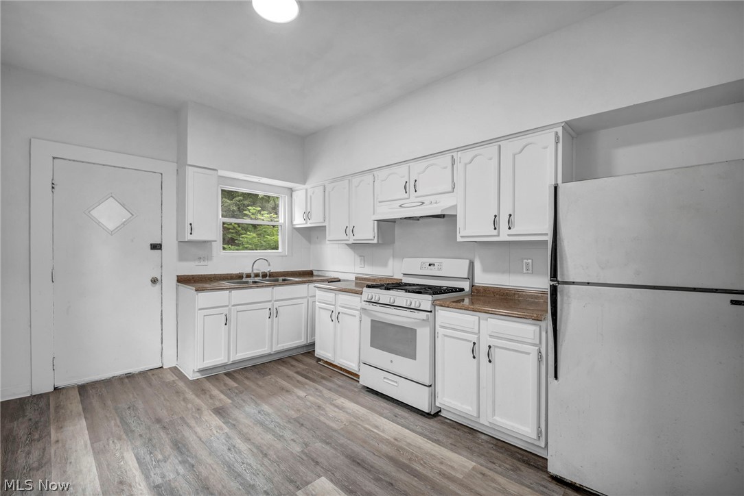1380 E 93rd Street Cleveland OH 44106
