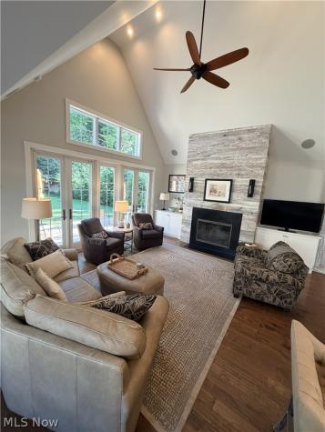 21669 Kenwood Avenue Rocky River OH 44116