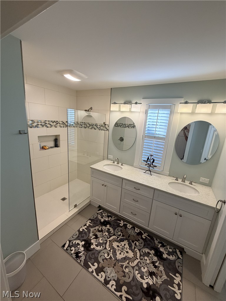 21669 Kenwood Avenue Rocky River OH 44116