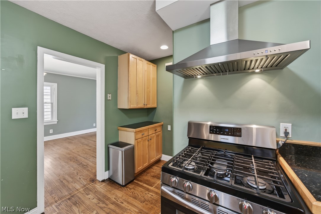 20426 Almar Drive Shaker Heights OH 44122