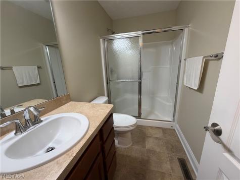 484 Water Pointe Lane Brunswick OH 44212