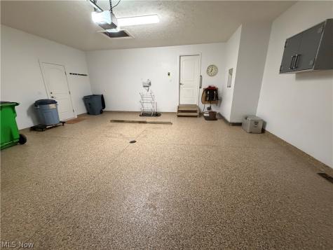 484 Water Pointe Lane Brunswick OH 44212