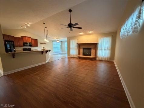 484 Water Pointe Lane Brunswick OH 44212