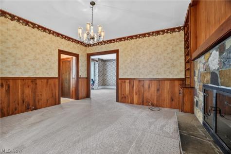 13721 Spring Street Burton OH 44021