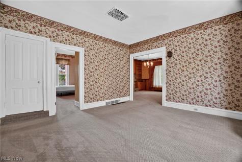 13721 Spring Street Burton OH 44021