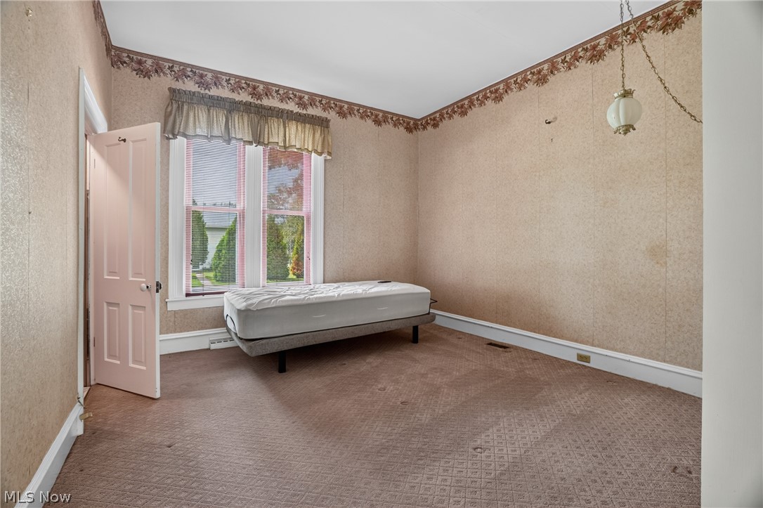 13721 Spring Street Burton OH 44021