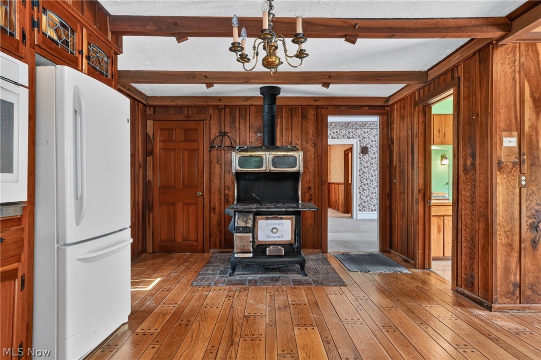 13721 Spring Street Burton OH 44021