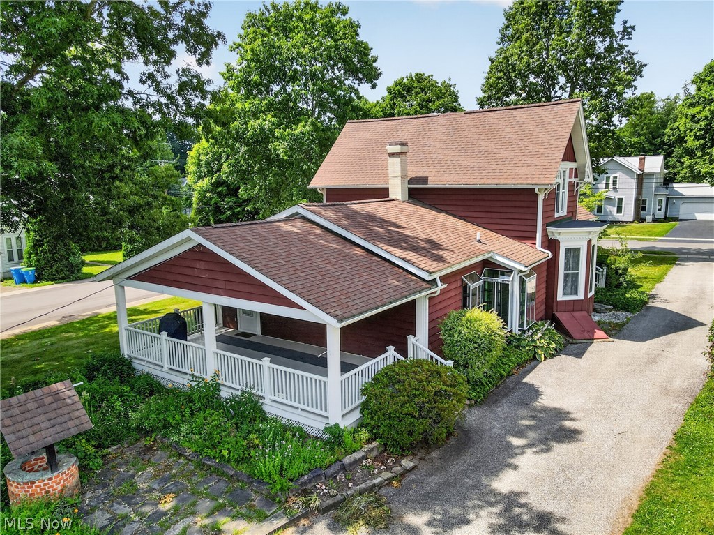13721 Spring Street Burton OH 44021
