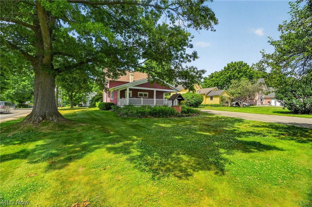 13721 Spring Street Burton OH 44021