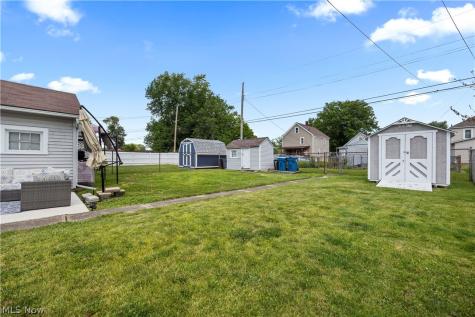 1639 E 34th Street Lorain OH 44055