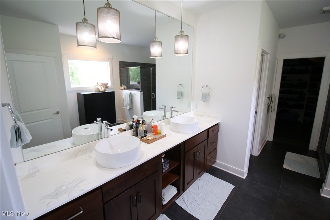 869 Meadow Lane Wooster OH 44691