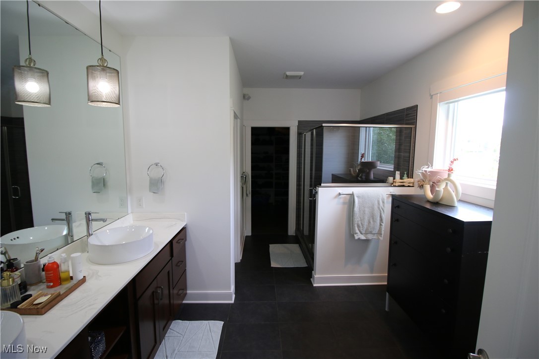 869 Meadow Lane Wooster OH 44691