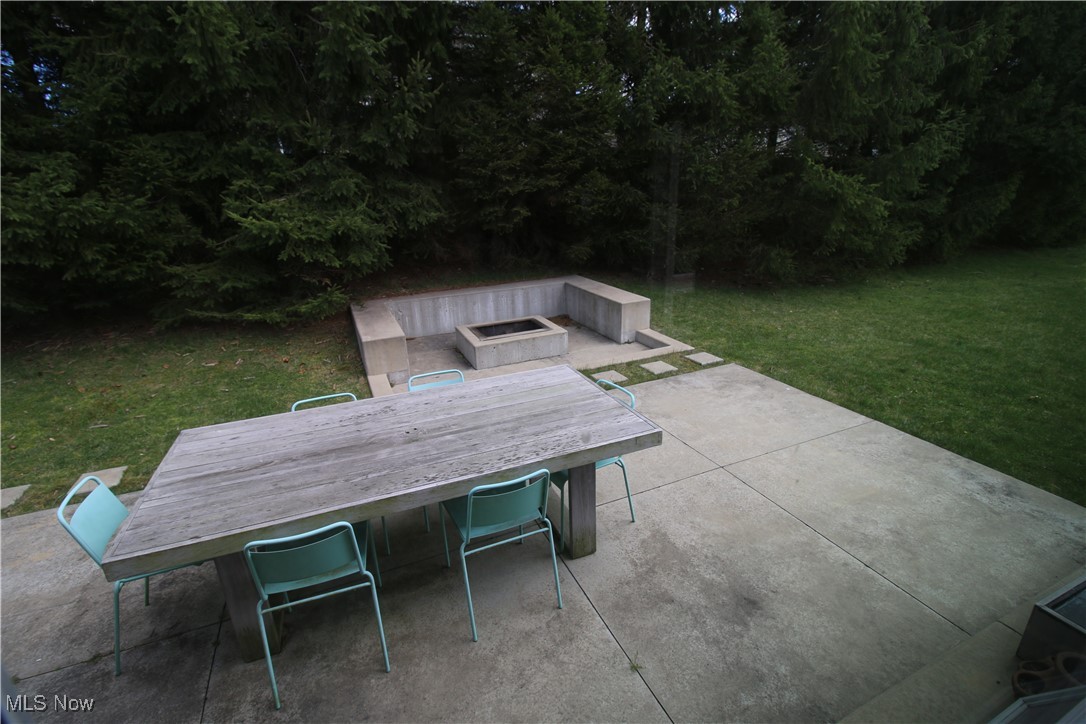 869 Meadow Lane Wooster OH 44691