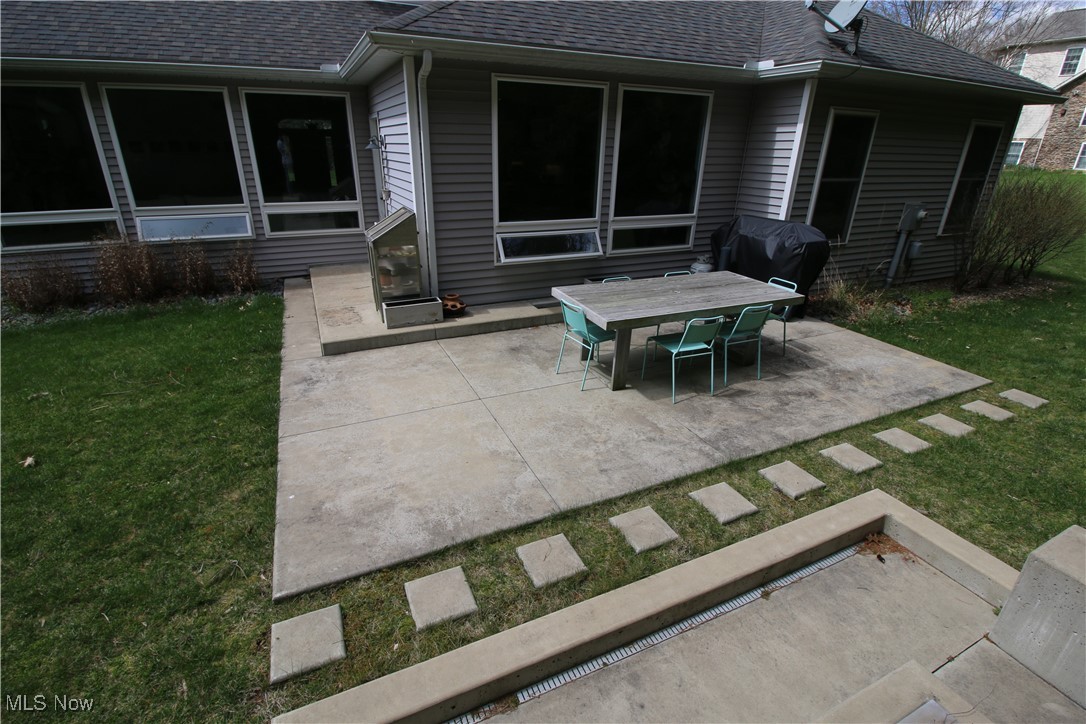 869 Meadow Lane Wooster OH 44691