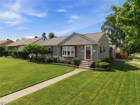 10860 Aaron Drive Parma OH 44130