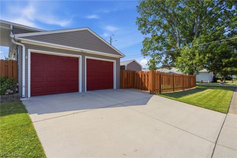 10860 Aaron Drive Parma OH 44130