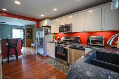 723 Eastland Avenue Ravenna OH 44266