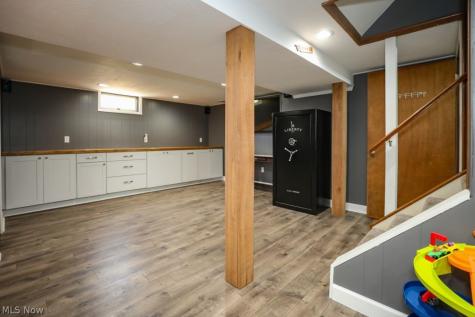 723 Eastland Avenue Ravenna OH 44266