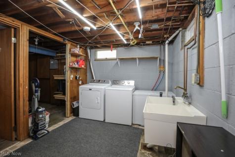 723 Eastland Avenue Ravenna OH 44266