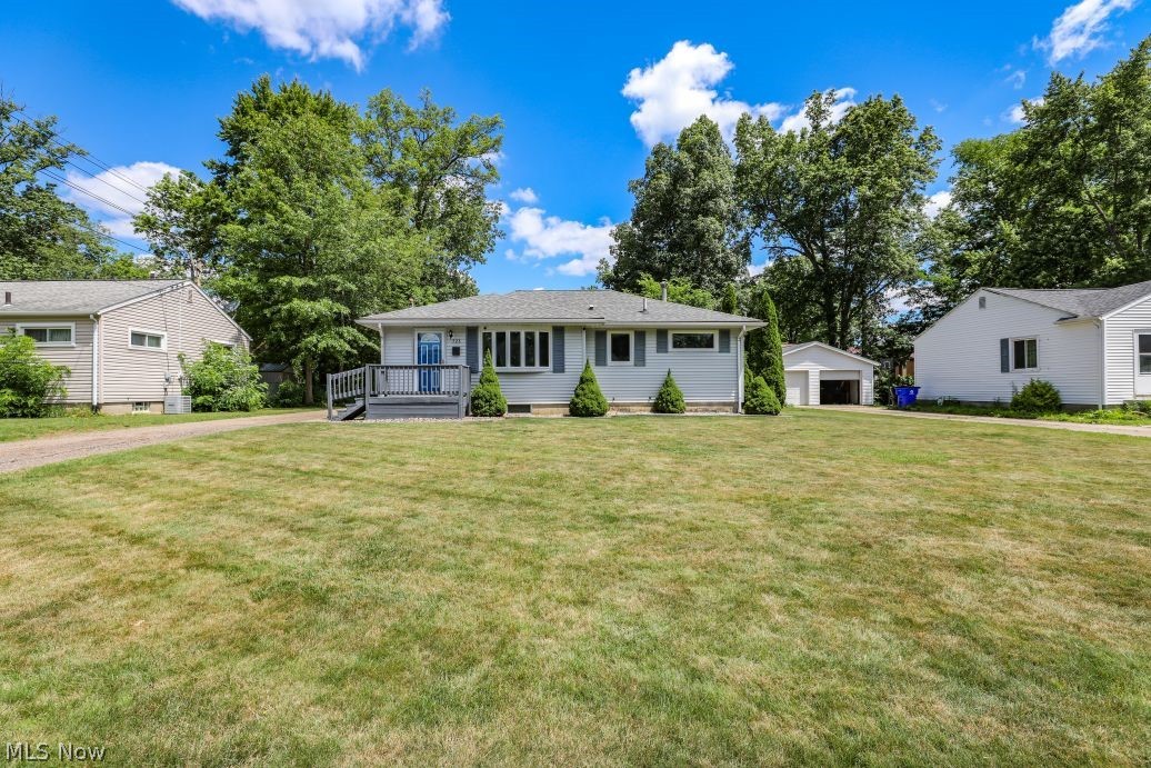 723 Eastland Avenue Ravenna OH 44266