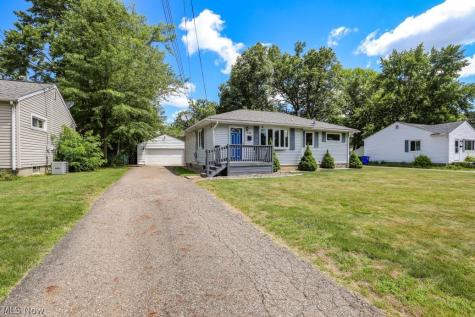 723 Eastland Avenue Ravenna OH 44266