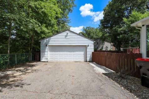 723 Eastland Avenue Ravenna OH 44266