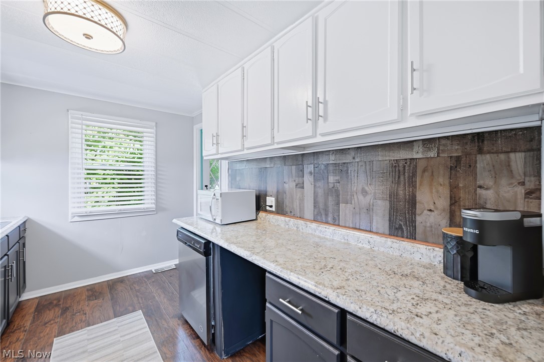 4429 Ridge Road Cortland OH 44410