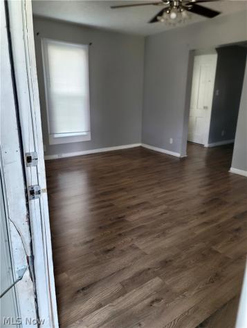 49 15th Street NW Barberton OH 44203
