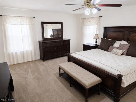 132 Westwood Circle Tallmadge OH 44278