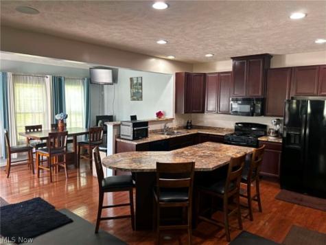 132 Westwood Circle Tallmadge OH 44278