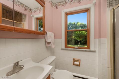 4820 W 211th Street Fairview Park OH 44126