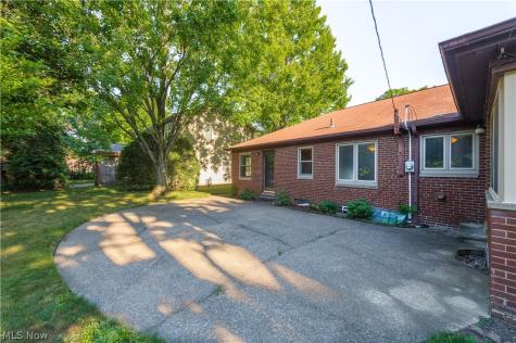 4820 W 211th Street Fairview Park OH 44126