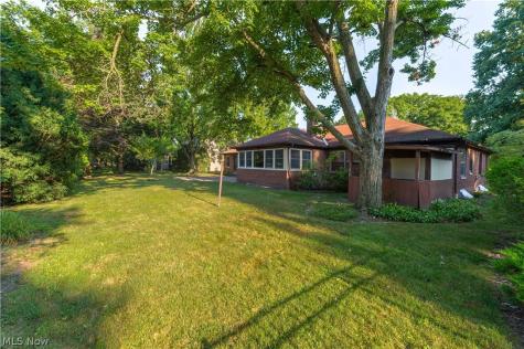 4820 W 211th Street Fairview Park OH 44126