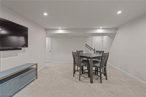 1633 Cypress Court Stow OH 44224
