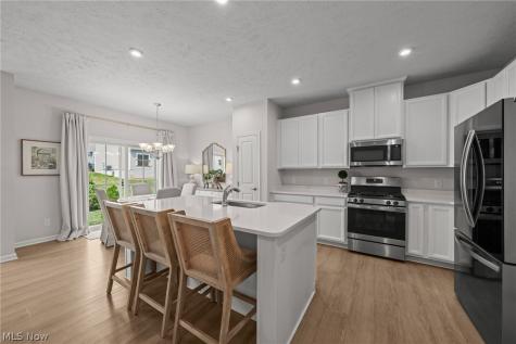 1633 Cypress Court Stow OH 44224