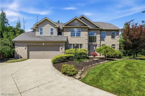 408 Driftwood Court Copley OH 44321