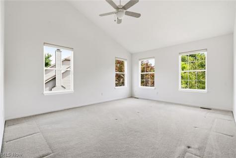 408 Driftwood Court Copley OH 44321