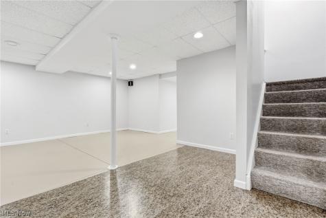 408 Driftwood Court Copley OH 44321