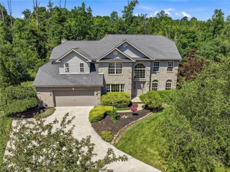 408 Driftwood Court Copley OH 44321