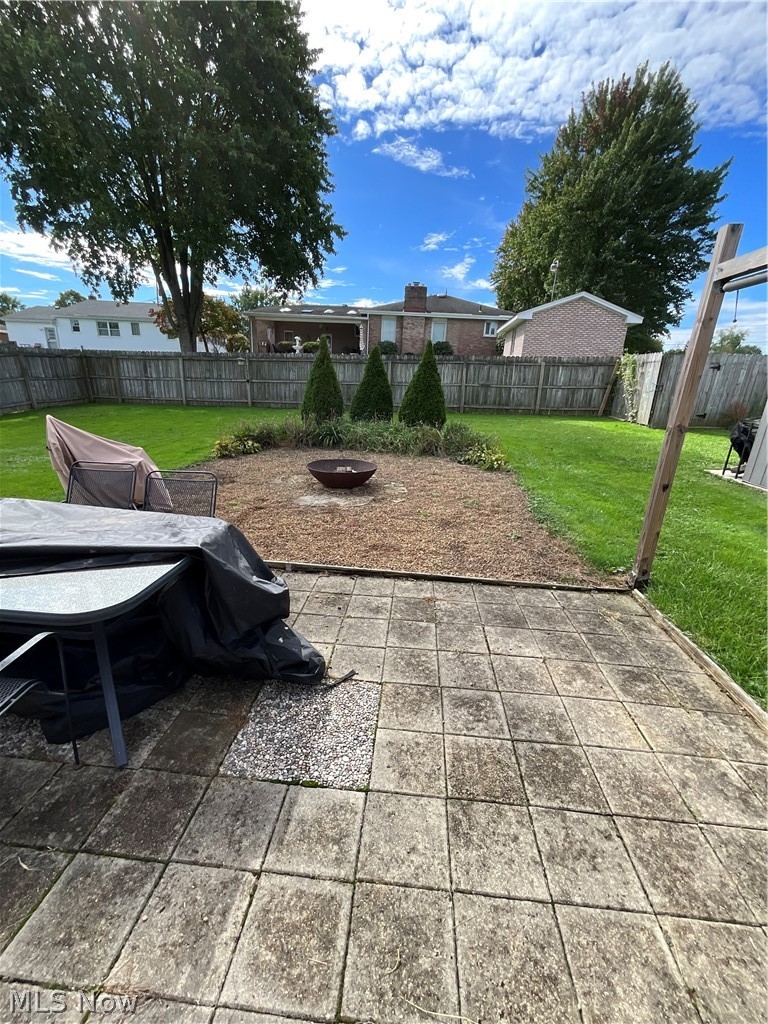 578 Como Street Struthers OH 44471