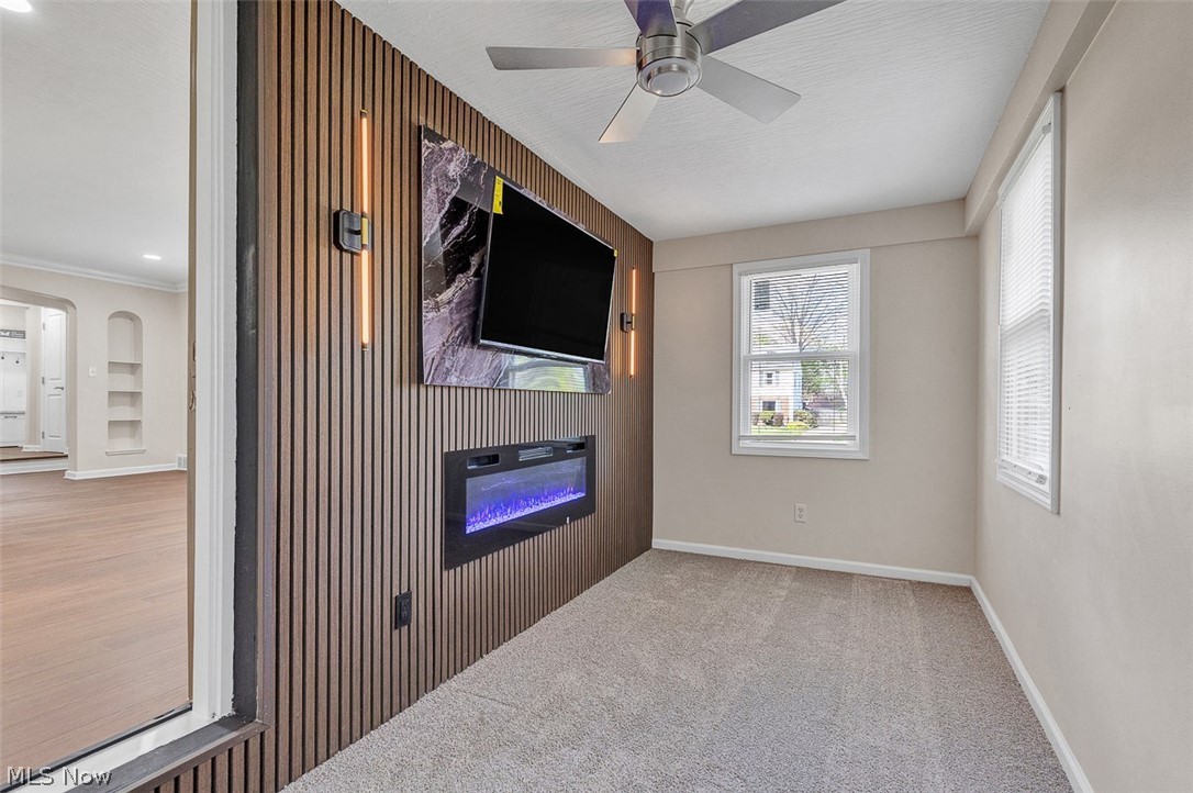 593 Mineola Avenue Akron OH 44320
