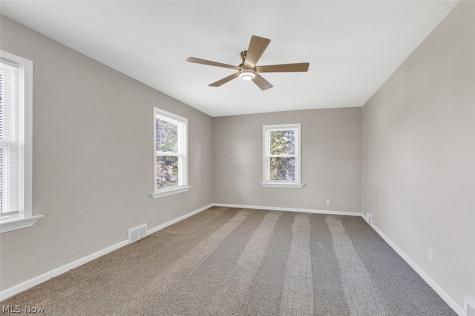 593 Mineola Avenue Akron OH 44320