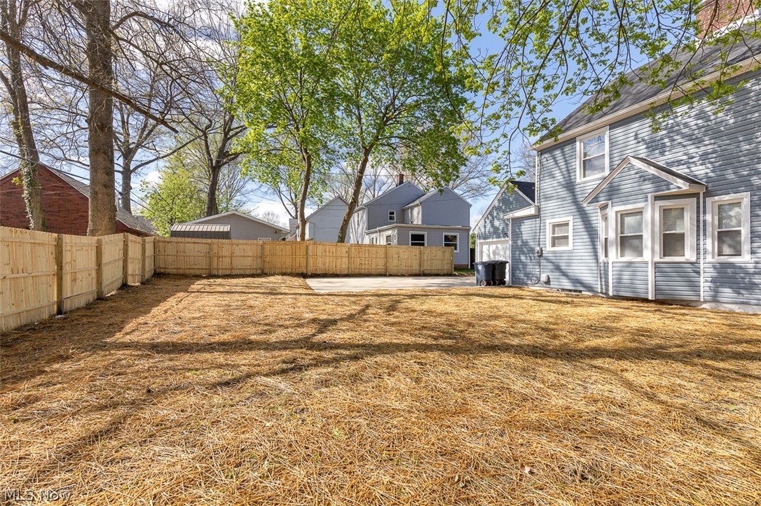 593 Mineola Avenue Akron OH 44320