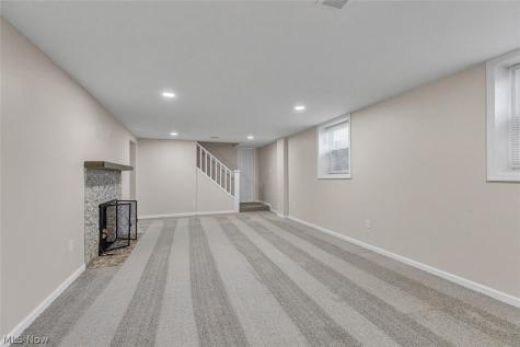 593 Mineola Avenue Akron OH 44320