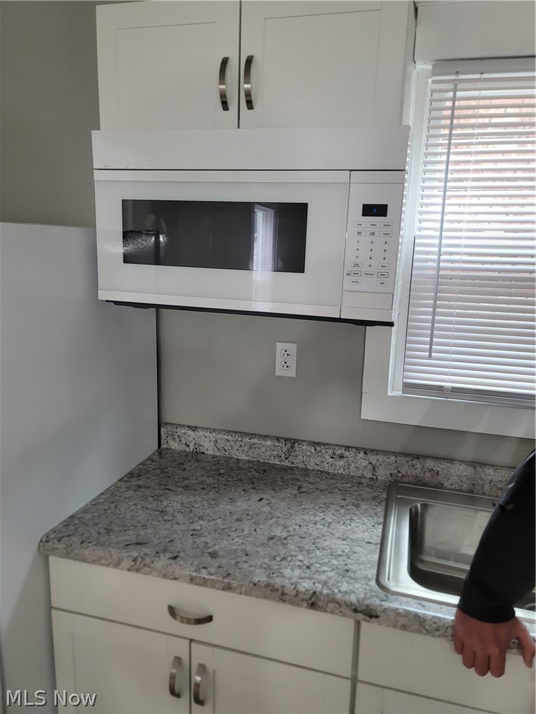 140 7th Street NW Barberton OH 44203