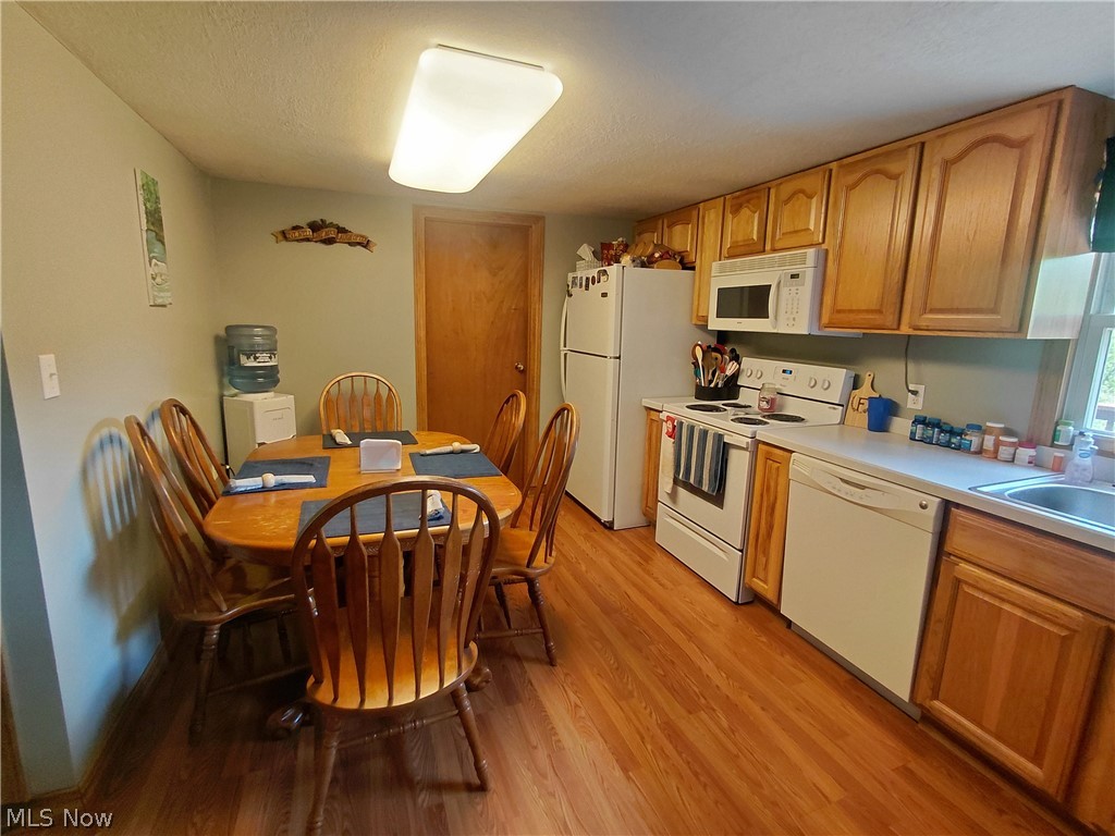 6136 Vo Ash Drive SW Carrollton OH 44615