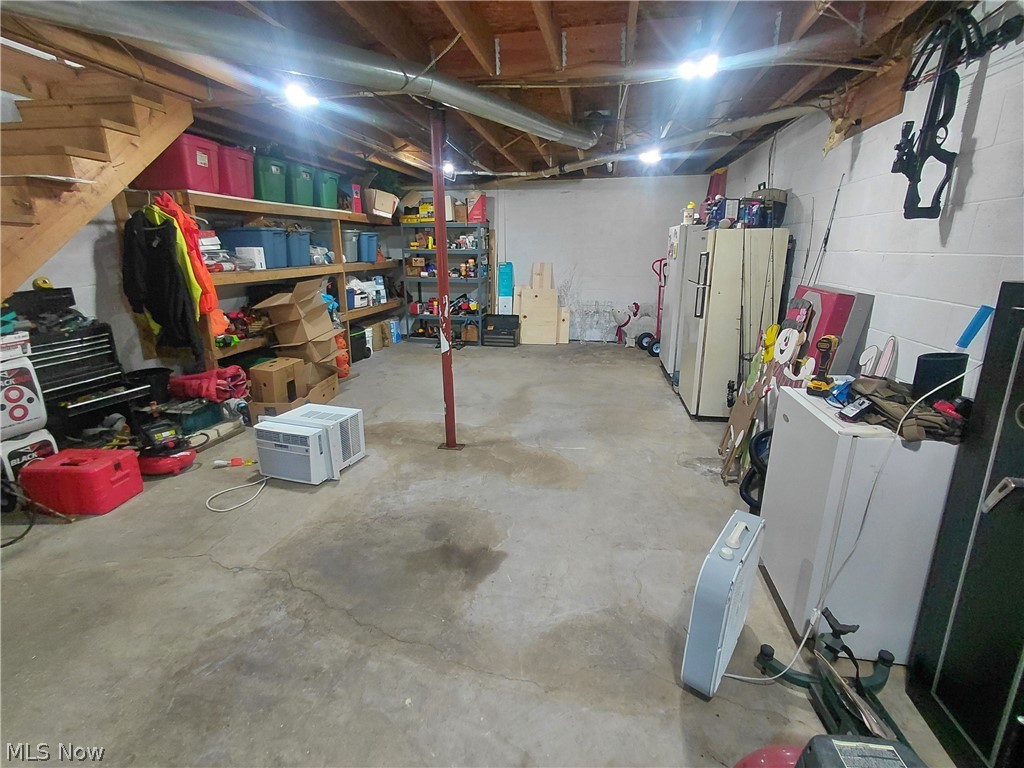 6136 Vo Ash Drive SW Carrollton OH 44615