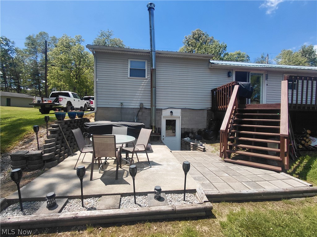 6136 Vo Ash Drive SW Carrollton OH 44615