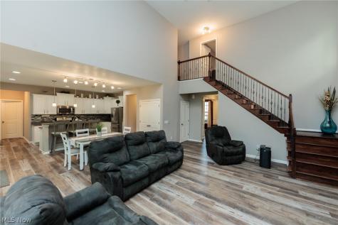 4974 Stradford Court North Ridgeville OH 44039
